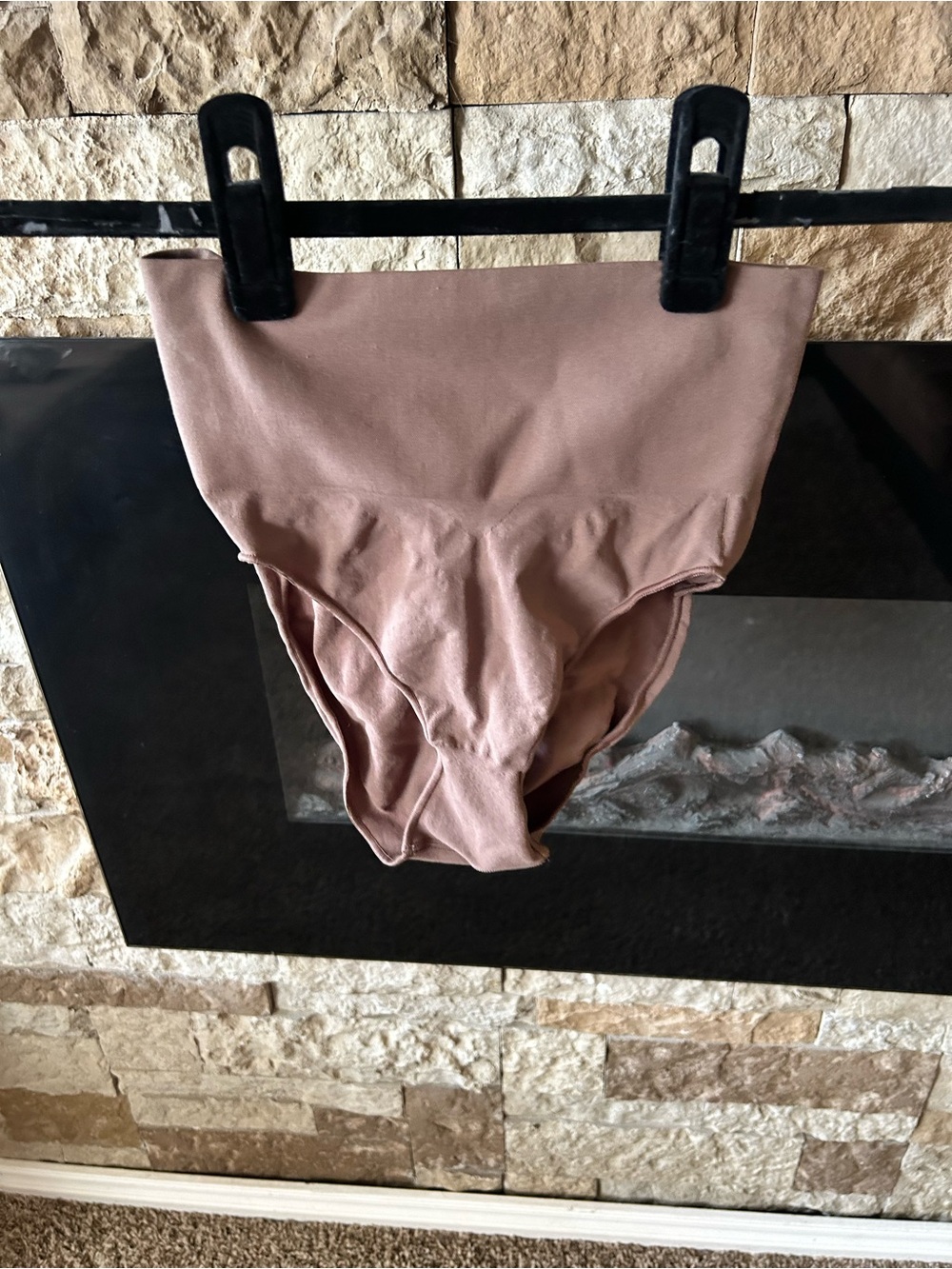 Brand New W/O Tag Skims High Waist Seamless Briefs Mauve Nude Beige L/XL
